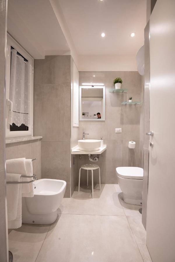 Casa Vacanze Santa Teresella 40 那不勒斯 外观 照片