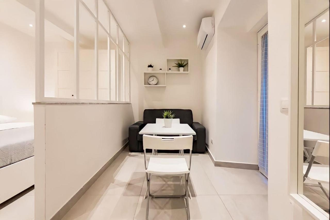 Casa Vacanze Santa Teresella 40 那不勒斯 外观 照片